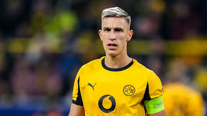 وسط اهتمام برشلونة.. نصيحة غريبة لـ شلوتربيك بشأن مستقبله !