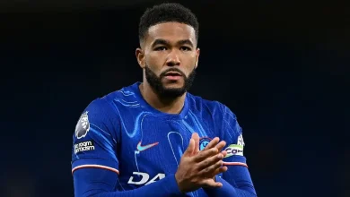 تشيلسي يقترب من تجديد عقد قائده