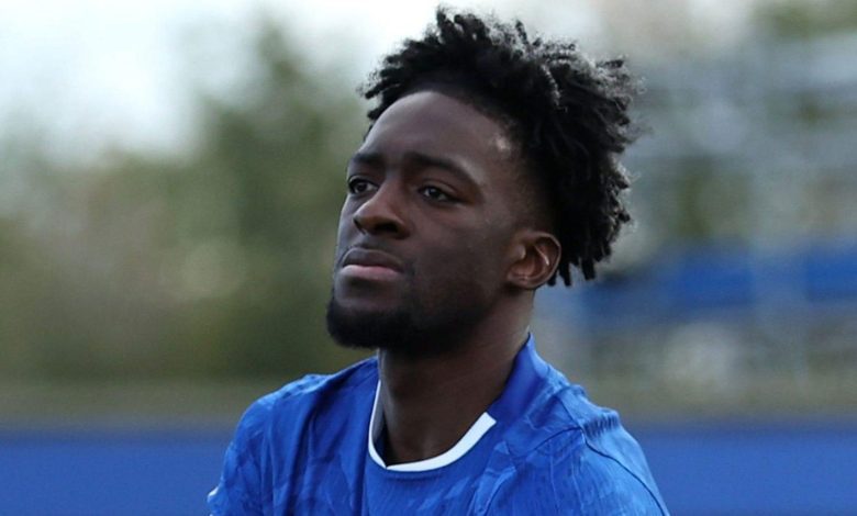 سبب صعوبة انضمام مدافع تشيلسي إلى برشلونة