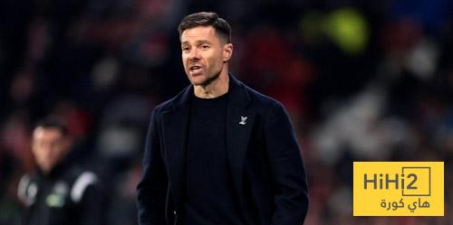 انقسام بين النقاد بسبب الطريقة التي يجب أن يتعامل ألونسو بها مع بيلينغهام