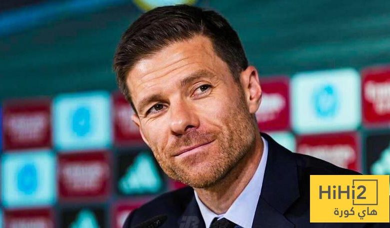 جماهير ريال مدريد تقف مع تشابي ألونسو ضد اللاعبين