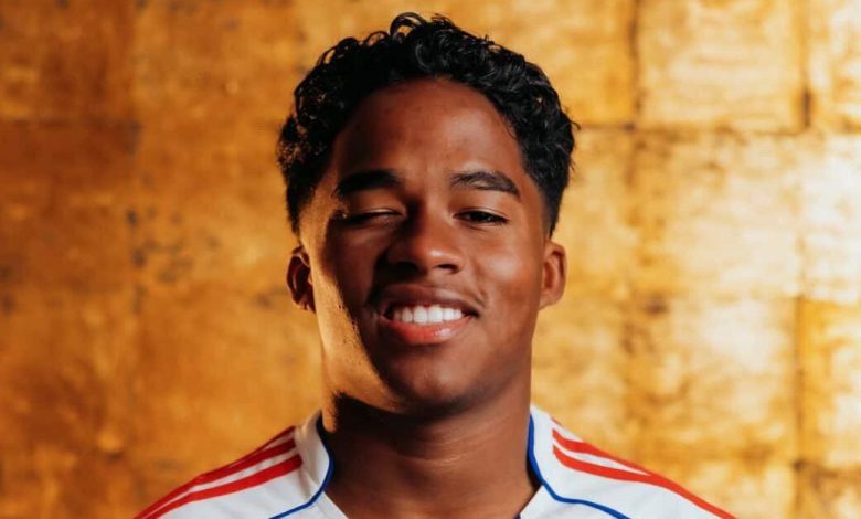 رأي مفاجئ من أسطورة ليون في صفقة إندريك!