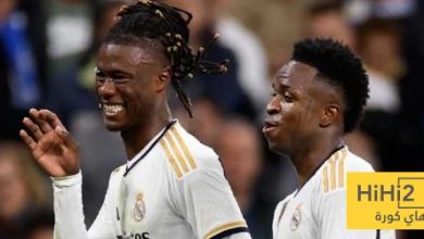 صور: حقيقة خلاف كامافينغا وفينيسيوس في مباراة اشبيلية