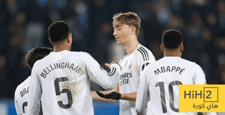 صورة – مدافع ريال مدريد يصارع أسد في الإجازة