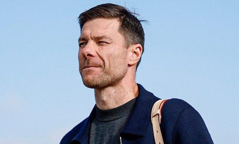 مدرب إسبانيا: لم اتفاجئ بمعاناة ألونسو مع الريال!