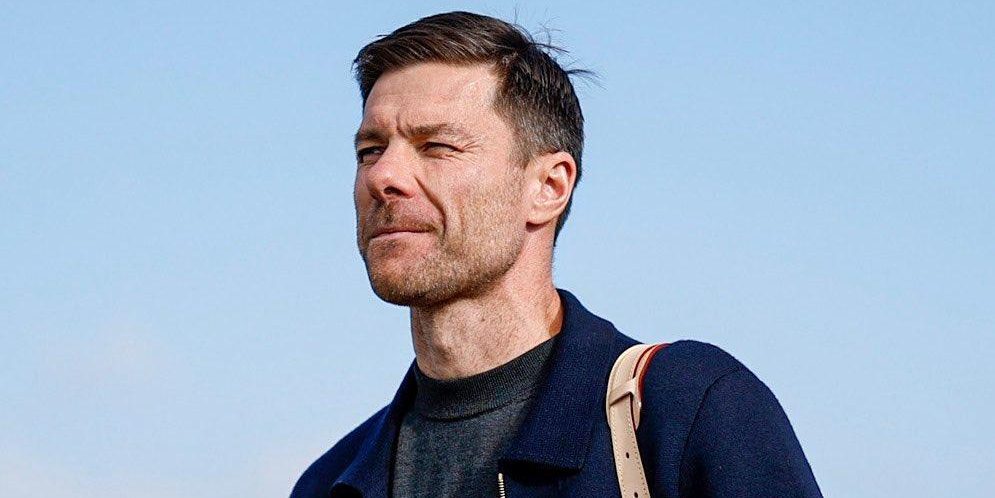 مدرب إسبانيا: لم اتفاجئ بمعاناة ألونسو مع الريال!