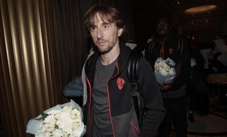 مودريتش أوصى ريال مدريد بالتعاقد مع خليفته