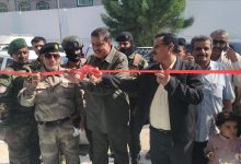 "الشعيبي" و"الداؤودي" يفتتحان ويضعان حجر الأساس عدد من المشاريع في مديرية المنصورة بعدن