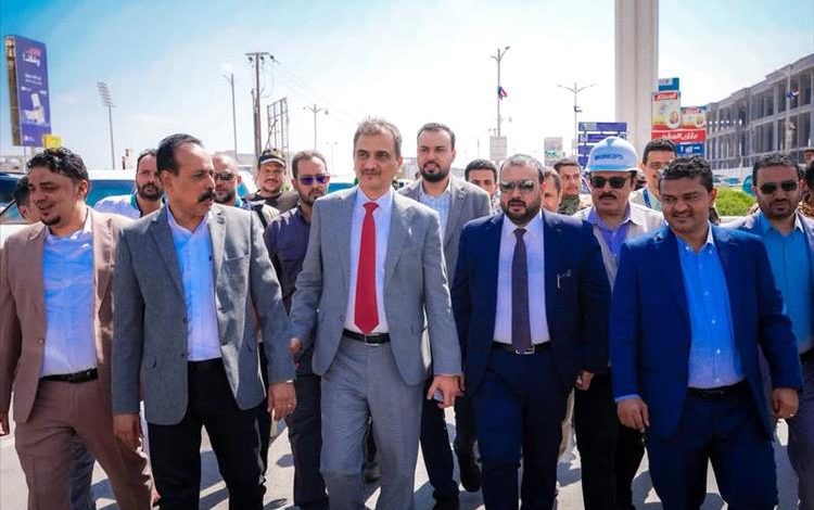 افتتاح مشاريع خدمية كبرى في الشيخ عثمان بعدن