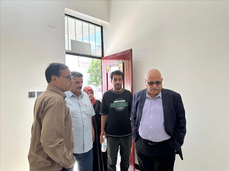 البيشي والداؤودي يفتتحان العيادات الخارجية والطوارئ التوليدية في مجمع حاشد الصحي بالمنصورة