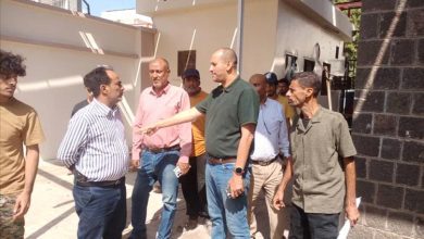 باخبيرة وعواس ينفذان نزولًا ميدانيًا لمعالجة مشكلة طفح مياه الصرف الصحي في القرية الروسية بخورمكسر