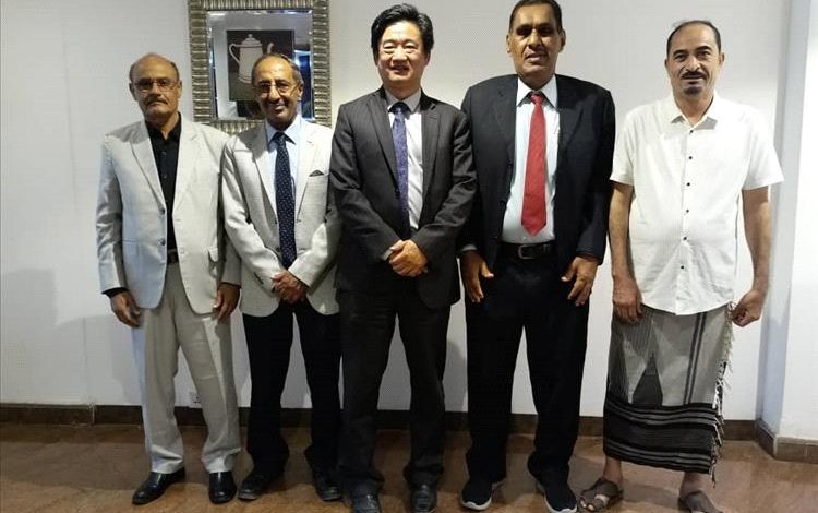 لقاءٌ صينيٌّ يبحثُ تطوير التعاون العلمي مع جامعاتِ عدن ولحج والعلوم والتكنولوجيا