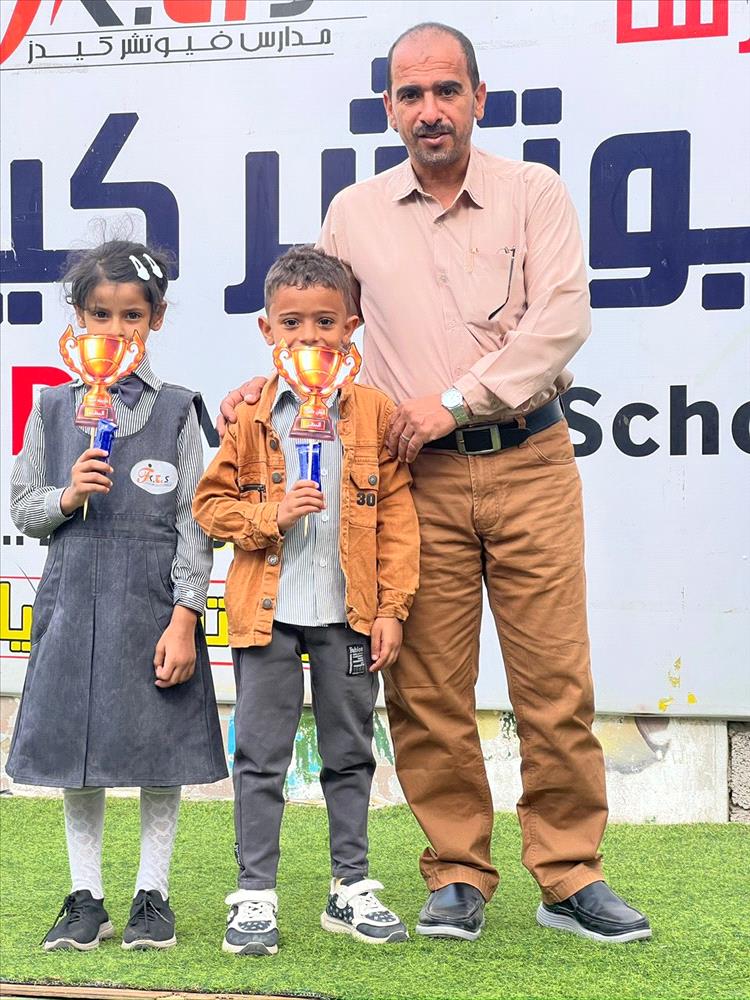 مدارس فيوتشر كيدز تكرم  أبطالها الصغار في الحساب الذهني خلال طابور الصباح