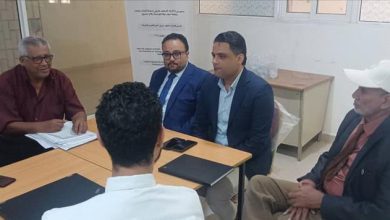 نائب وزير الإعلام والثقافة والسياحة ورئيس مؤسسة 14 أكتوبر يزوران معهد جميل غانم للفنون الجميلة بعدن