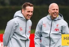 إقالة مدرب الكرات الثابتة في ليفربول