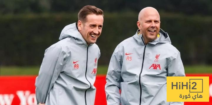 إقالة مدرب الكرات الثابتة في ليفربول
