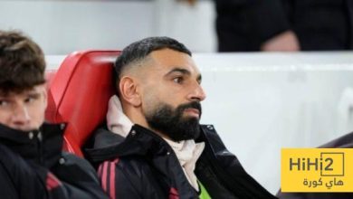 سلوت يكشف سبب عدم مشاركة صلاح امام ليدز