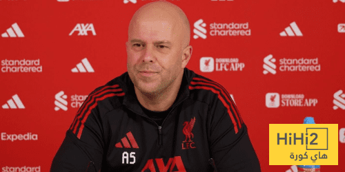 كيف يرى سلوت مواجهة ليفربول وتوتنهام؟