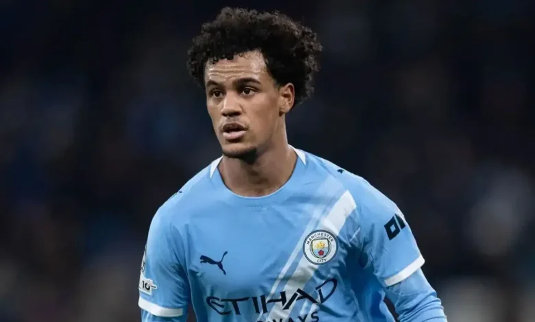 دورتموند يقترب من لاعب مانشستر سيتي