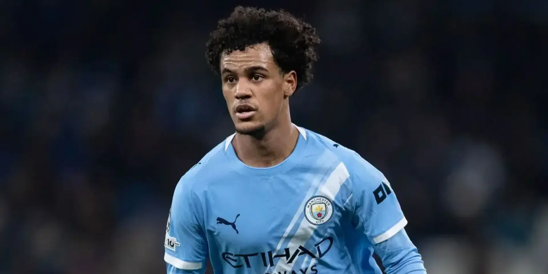 دورتموند يقترب من لاعب مانشستر سيتي