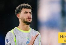 عين على نونيز في مباراة كريستال باﻻس