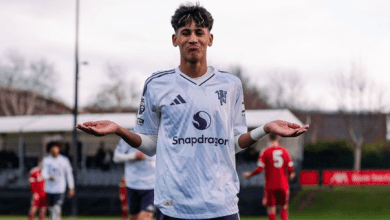 برشلونة يراقب موهبة مانشستر يونايتد