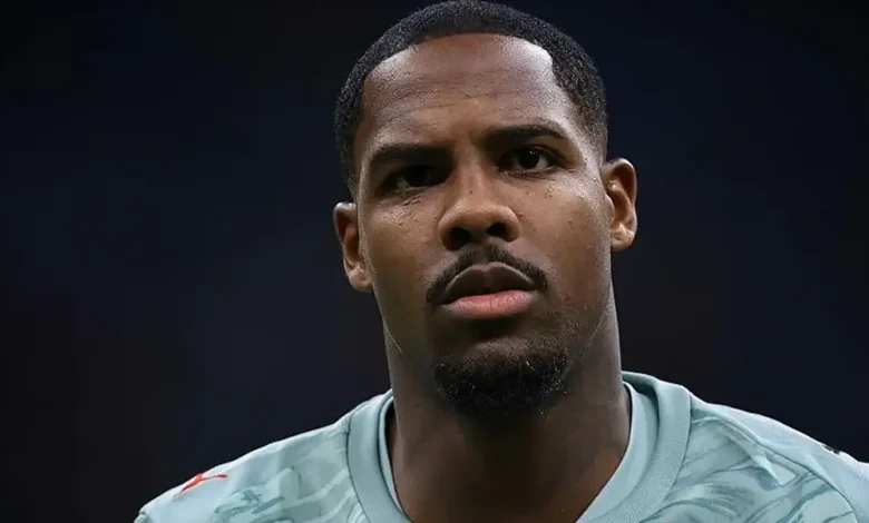 موقف تشيلسي من ضم ماينان حارس تشيلسي