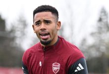 ميلان يخطط لضم مهاجم أرسنال في يناير