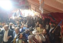 الآلاف يحتشدون في مخيم الاعتصام بحبيل جباري وسط الضالع.. ووفود من الشعيب تصل للمطالبة بإعلان استقلال الجنوب