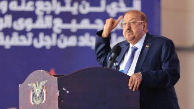 البركاني يدعو من المخا إلى توحيد الصف الوطني لإسقاط الانقلاب الحوثي