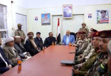 البركاني يزور اللواء 35 مدرع وعددًا من المرافق في تعز