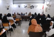 الحديدة.. مكتب الصحة بالخوخة يكرّم العاملين في مجال سوء التغذية مع اختتام العام 2025