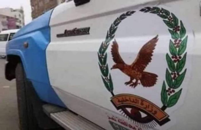 الحملة الأمنية بتعز تلقي القبض على المطلوب فاروق فاضل