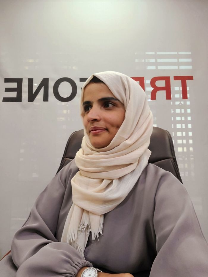 الحوثيون يداهمون منزل الإعلامية علياء الميهال بصنعاء ويقتادونها إلى جهة مجهولة