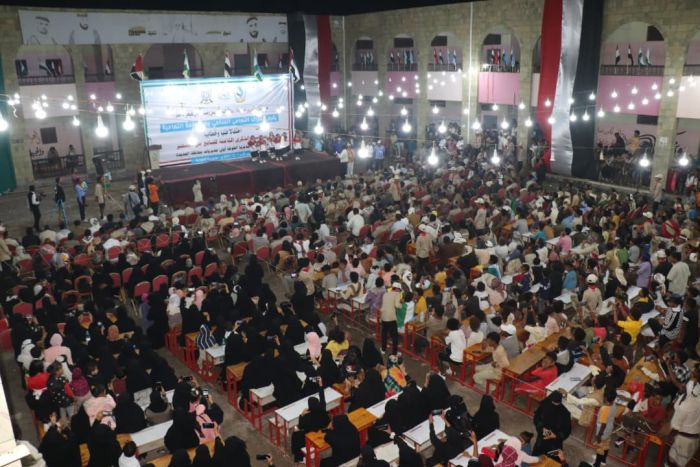 الخوخة تُحيي الذكرى الثامنة لتحريرها وتجدد العهد على استكمال تحرير محافظة الحديدة