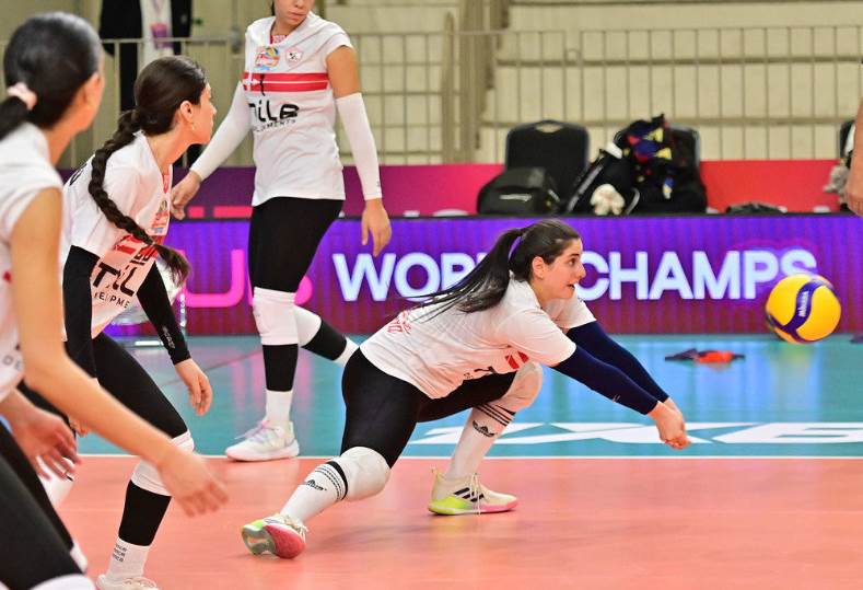 طائرة الزمالك