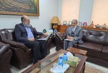 السفير العشبي يبحث مع وزير التجارة الباكستاني تعزيز التعاون التجاري والاقتصادي