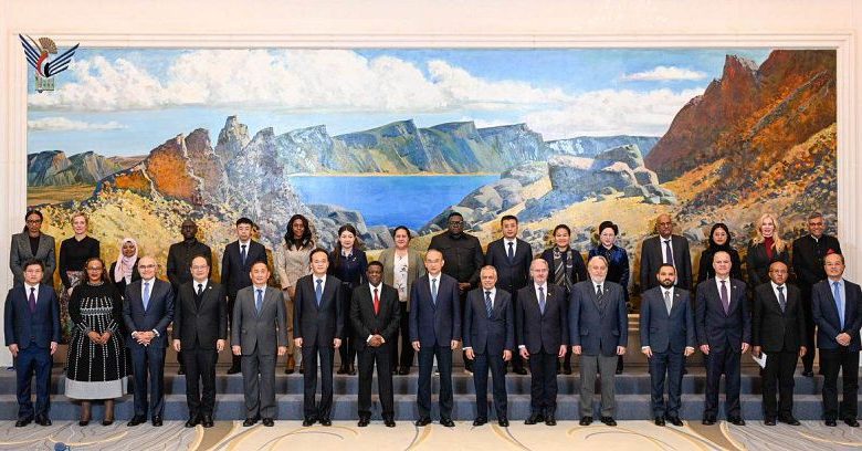 السفير الميتمي يشارك في زيارة رؤساء البعثات الدبلوماسية إلى مقاطعة جيلين