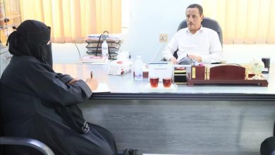 العمودي يلتقي برئيس لجنة الصحة والبيئة بالجمعية الوطنية بالمجلس الانتقالي الجنوبي