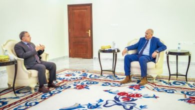 اللواء الزبيدي يشدد على أهمية تطوير العملية التعليمية في جامعة عدن