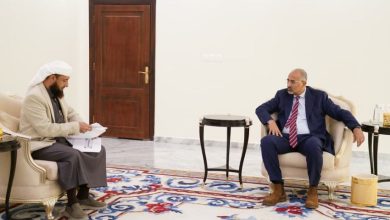 اللواء الزُبيدي يشدد على دور وزارة الأوقاف في تحصين المجتمع ونشر ثقافة التسامح والوسطية والاعتدال