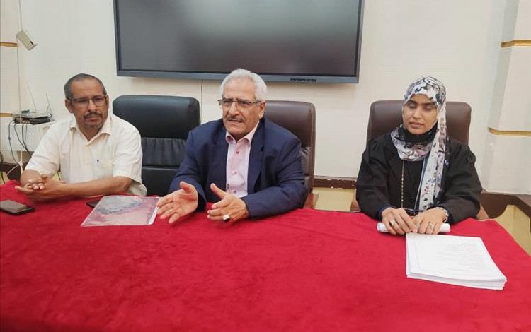 المجلس الطبي الأعلى ينظم امتحانات الكفاءة والتقييم لمنتسبي الهيئة العليا للأدوية بعدن