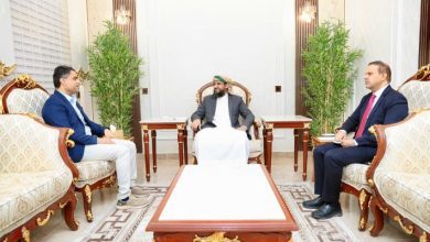 المحرّمي يلتقي نائب وزير الإعلام والثقافة والسياحة ويشدد على تطوير الأداء المؤسسي للوزارة