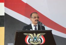 المكتب السياسي: متمسكون بالمبادئ والأهداف السامية التي ضحى من أجلها الشهداء الأبرار