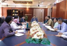 الوزير السقطري يبحث مع نائب مدير برنامج الغذاء العالميWFP في بلادنا دعم مشاريع القطاعين الزراعي والسمكي في ظل التحديات المناخية