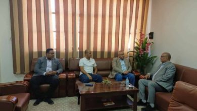 الوزير باذيب يطلع على مستجدات المشاريع الاستراتيجية بشركة تيليمن بعدن