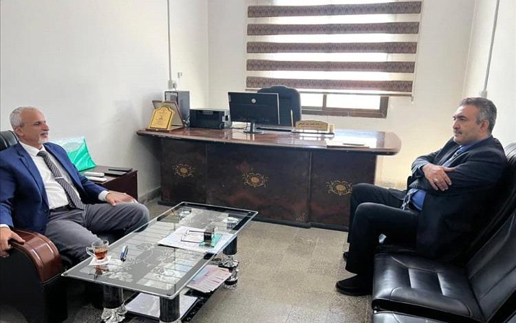 الوكيل الشبحي يلتقي وكيل محافظة أبين ويناقش معه احتياجات المحافظة الصحية