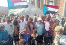 انتقالي المضاربة يقيم فعالية جماهيرية كبرى في مخيم الاعتصام عقبتها مسيرة جابت شوارع المديربة