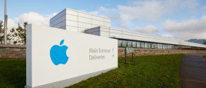 انسحاب مفاجئ لكبار مسؤولي أبل يهز هيكلة الشركة