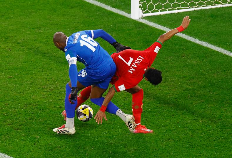 عمان وجزر القمر